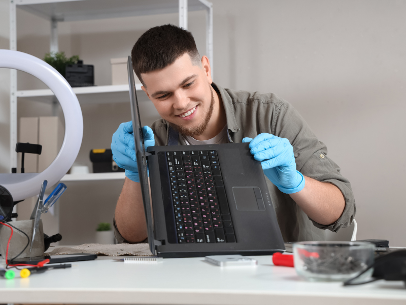 CTL Launches Chromebook Self-Repair Course For Students